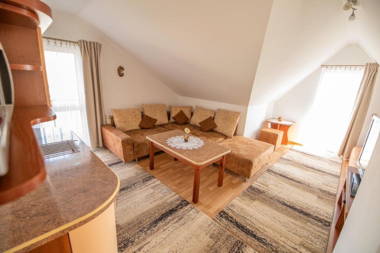 Pokoje I Apartament U Lucyny Czarna Góra Camera foto